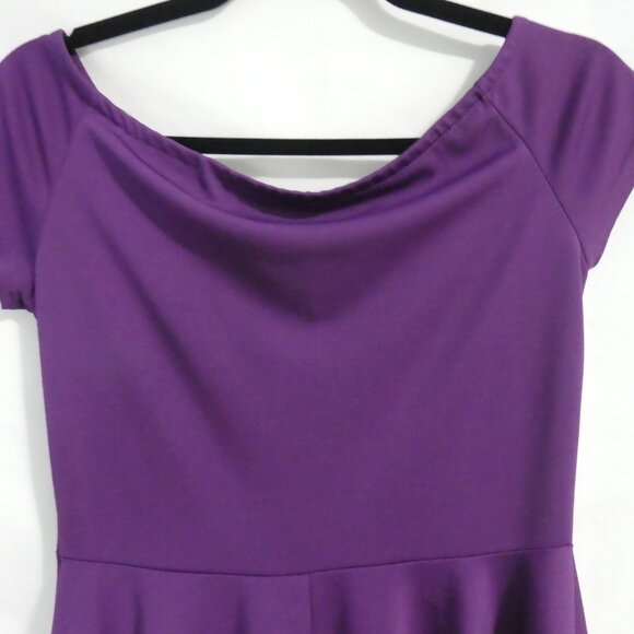 Purple High-Low Scoop Neck Short Sleeve Dress | medium - Picture 4 of 12